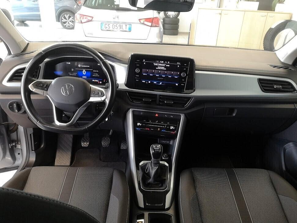 Volkswagen T-Roc 1.0 TSI Life 110CV 6 marce Fari led