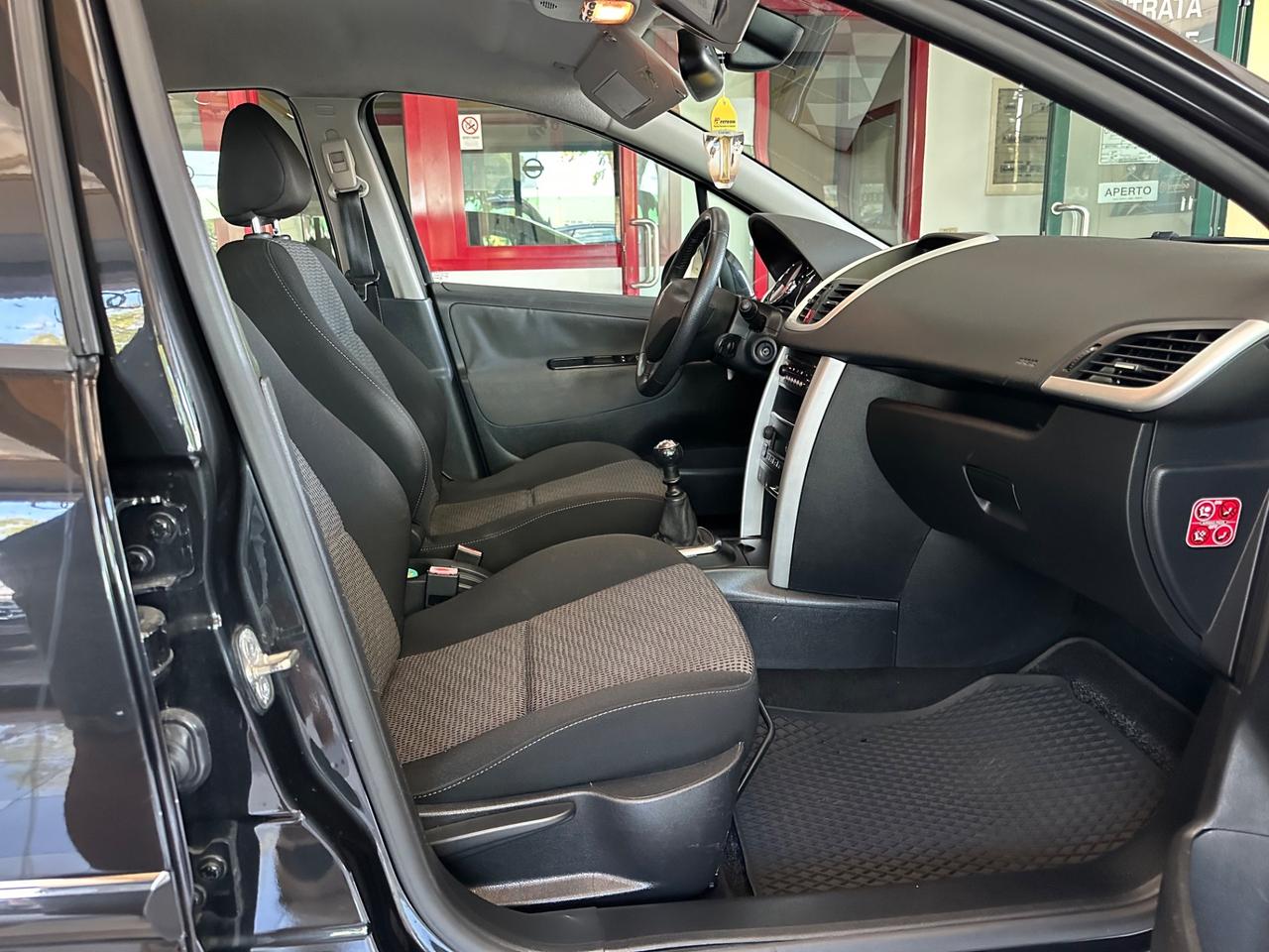 Peugeot 207 1.6 8V HDi 112CV 5p. Allure