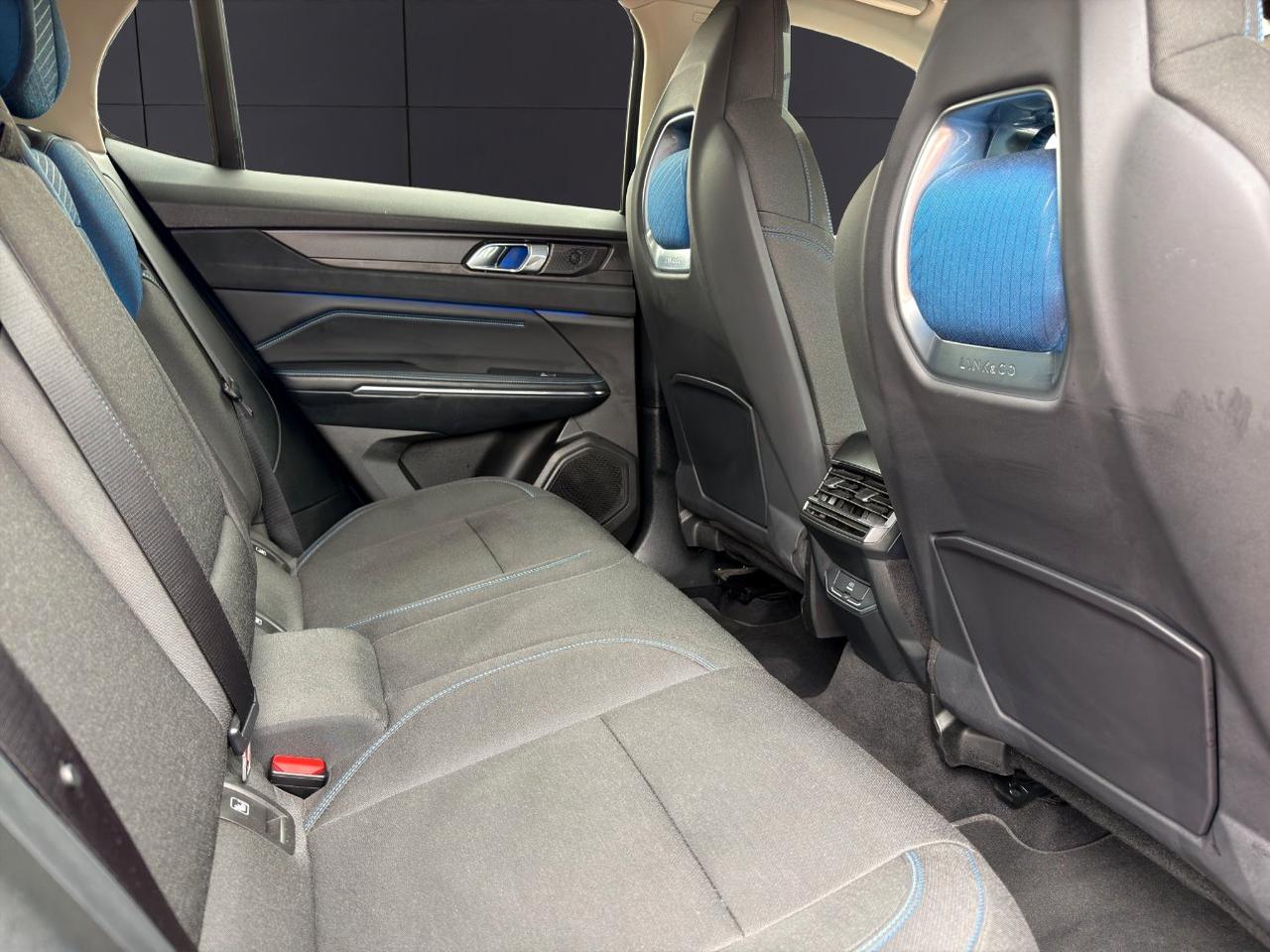 Lynk & Co 01 1.5 td phev auto