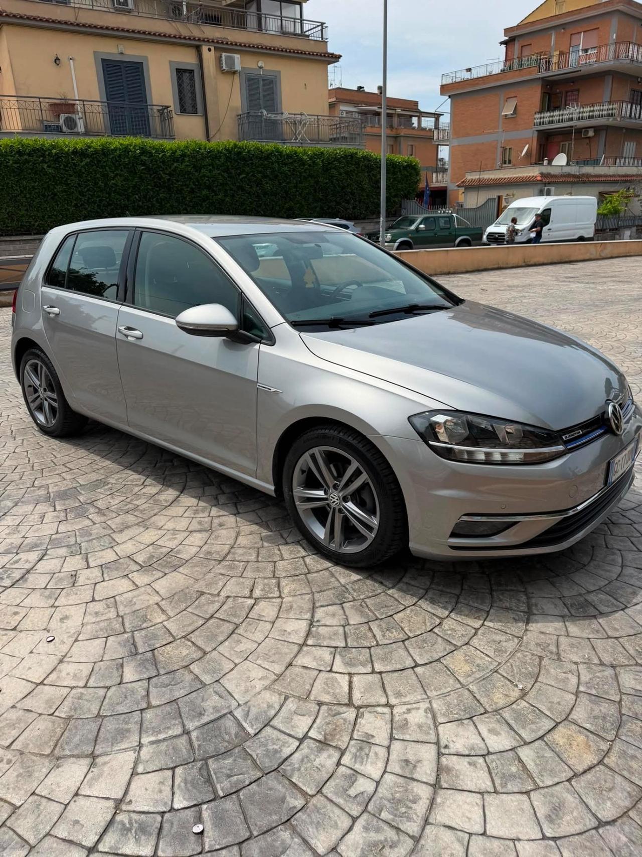 Volkswagen Golf 1.5 TGI DSG 5p. Executive BlueMotion Technology