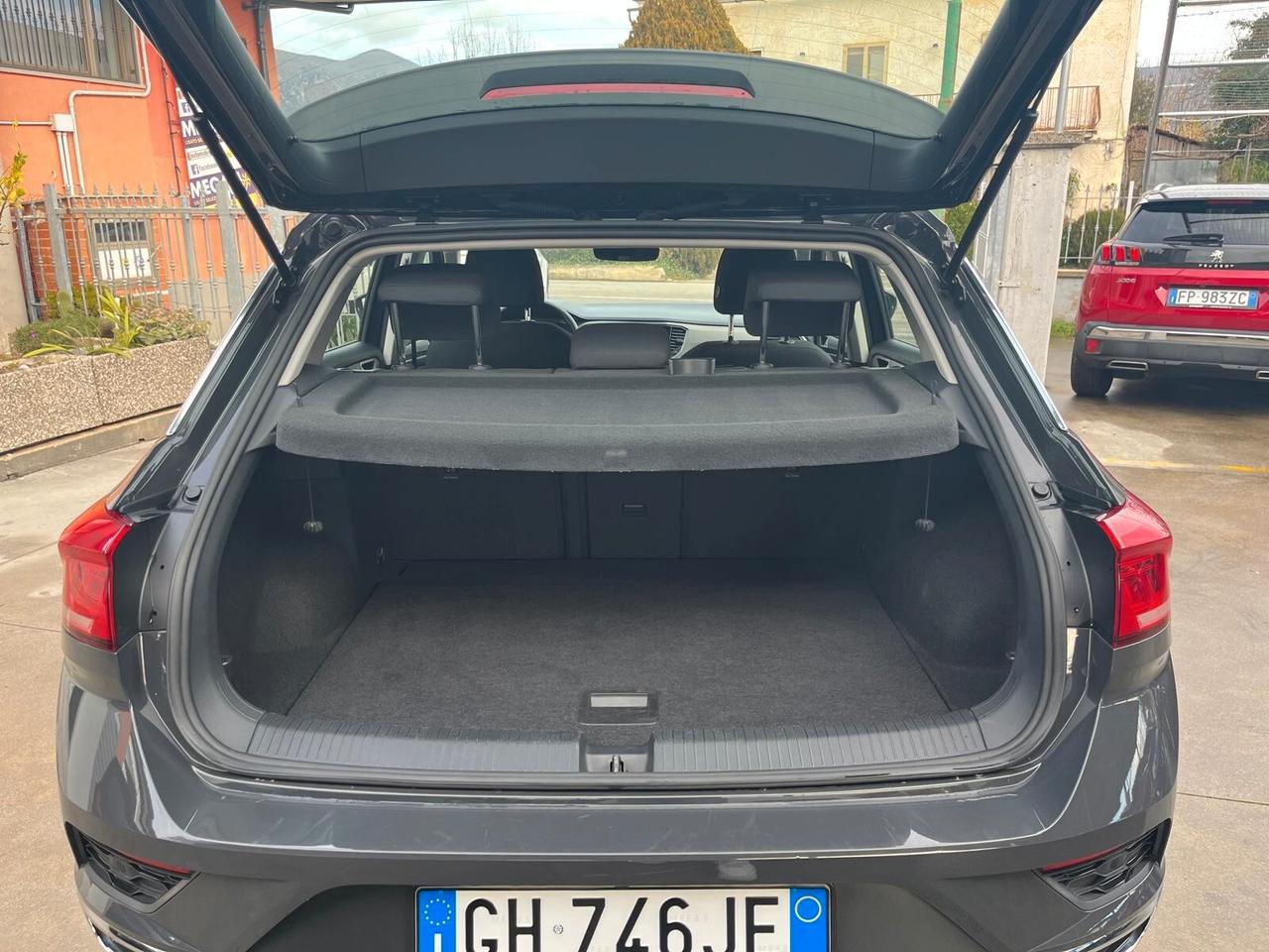 Volkswagen T-Roc 2.0 TDI SCR Business BlueMotion Technology