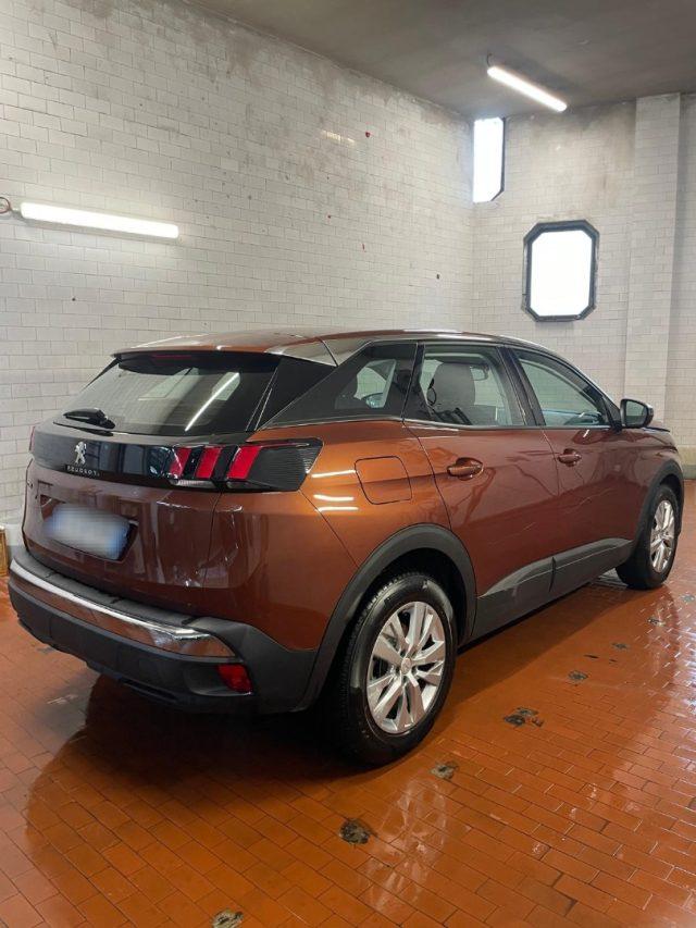 PEUGEOT 3008 BlueHDi 130 S&S EAT8 Business