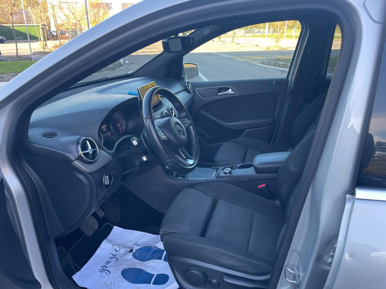 Mercedes-benz B 180 d Automatik*Cerchi*Retrocamera*