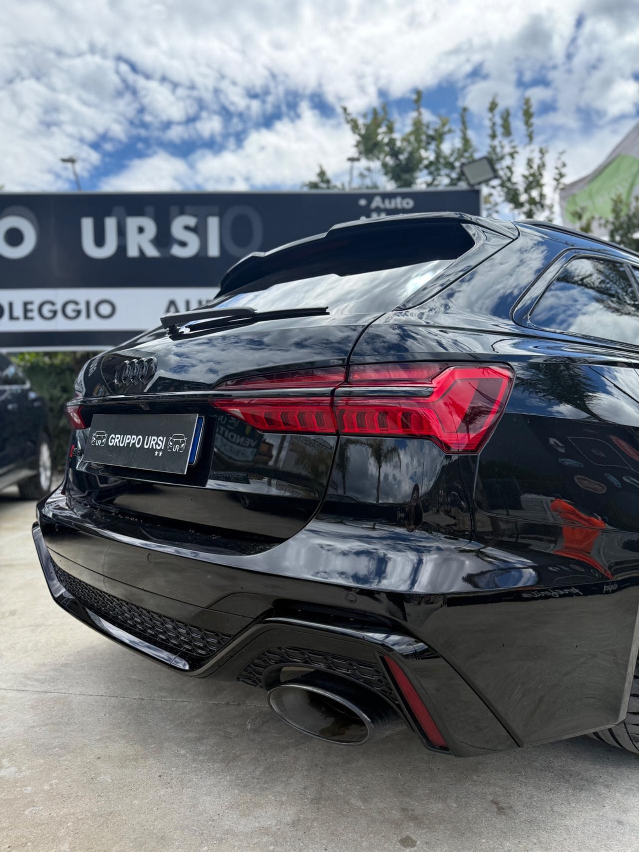 Audi RS6 R Avant 4.0 TFSI V8 quattro tiptronic Performance