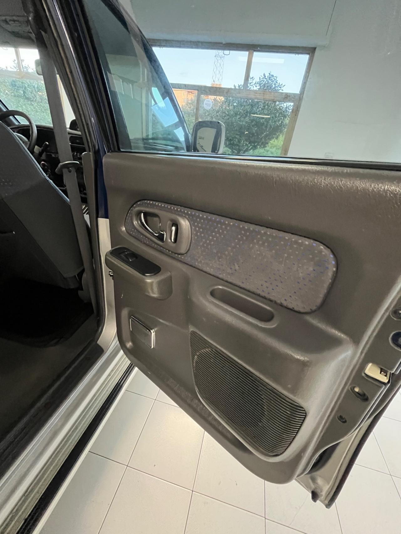 Mitsubishi L200 2.5 TDI 4WD Double Cab Pup. GLS T.