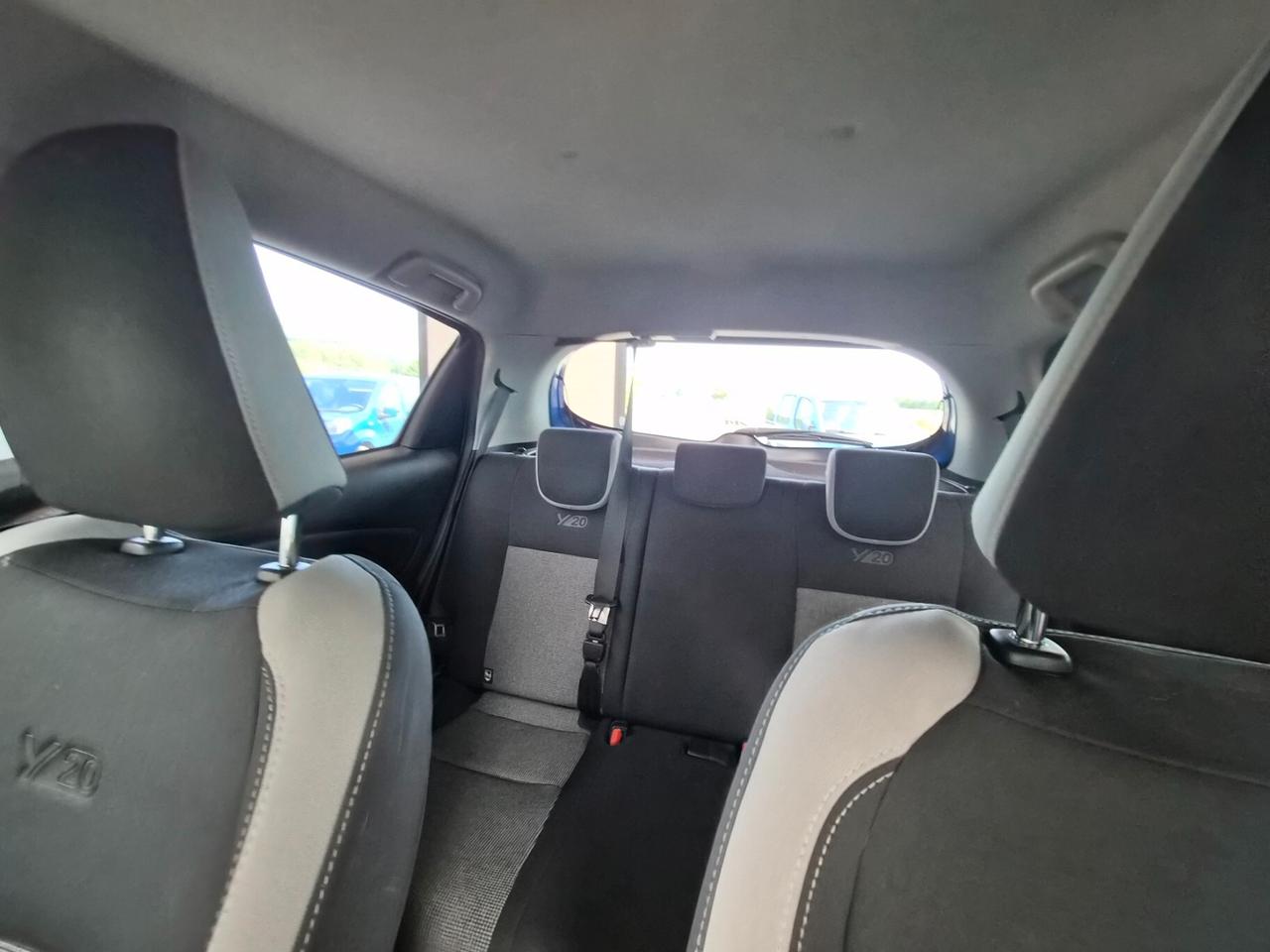 Toyota Yaris 1.5 Hybrid 5 porte Cool