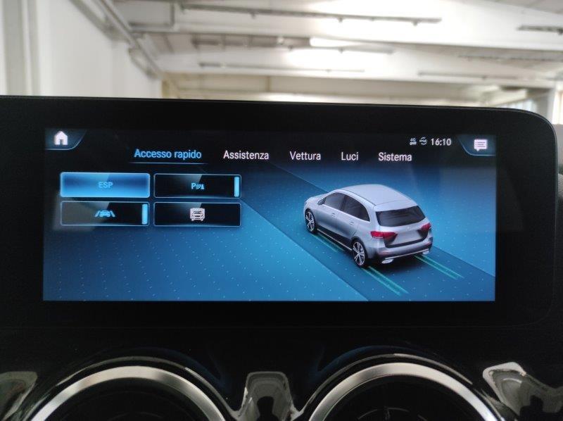 Mercedes-Benz Classe B (W247) - B 180 Automatic Business Extra