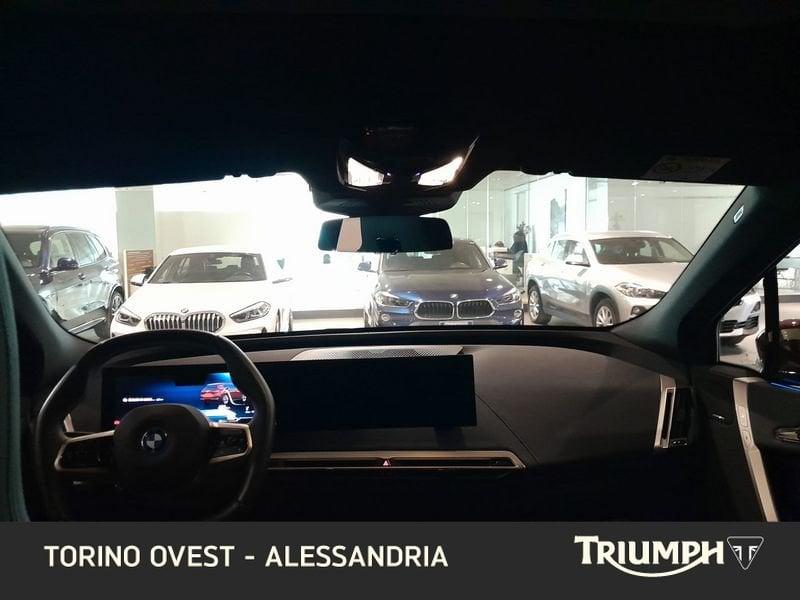 BMW iX xdrive50 pacchetto sportivo