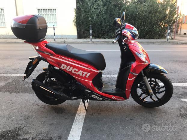 Kymco People 125i Ducati MotoGP Dovi04