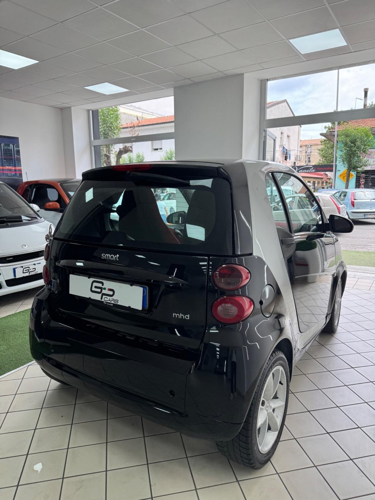 Smart ForTwo 1000 52 kW MHD coupé pure