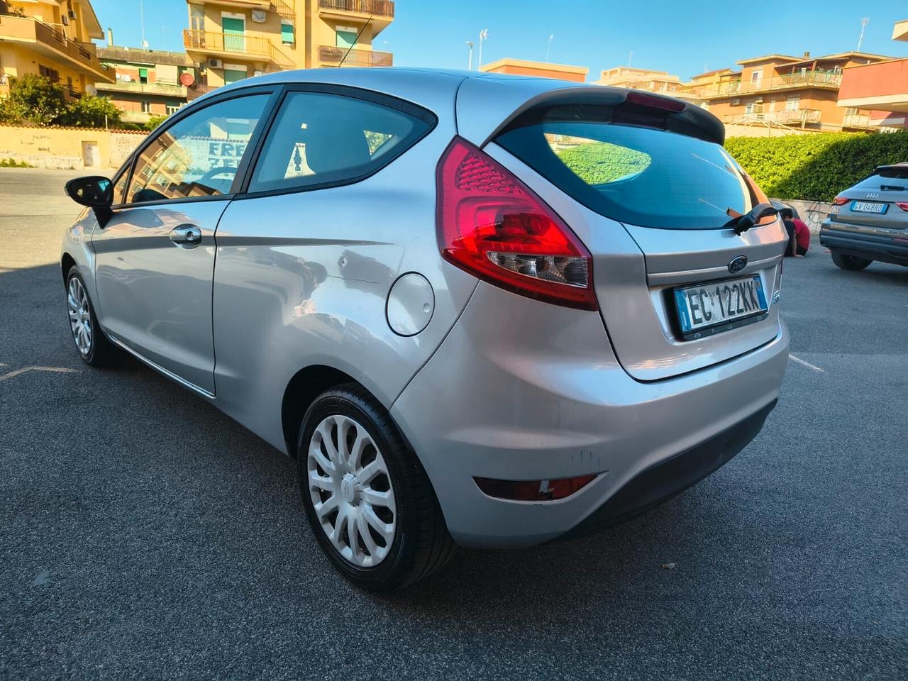 Ford Fiesta GPL CASA MADRE EURO 5 NEOPATENTATI