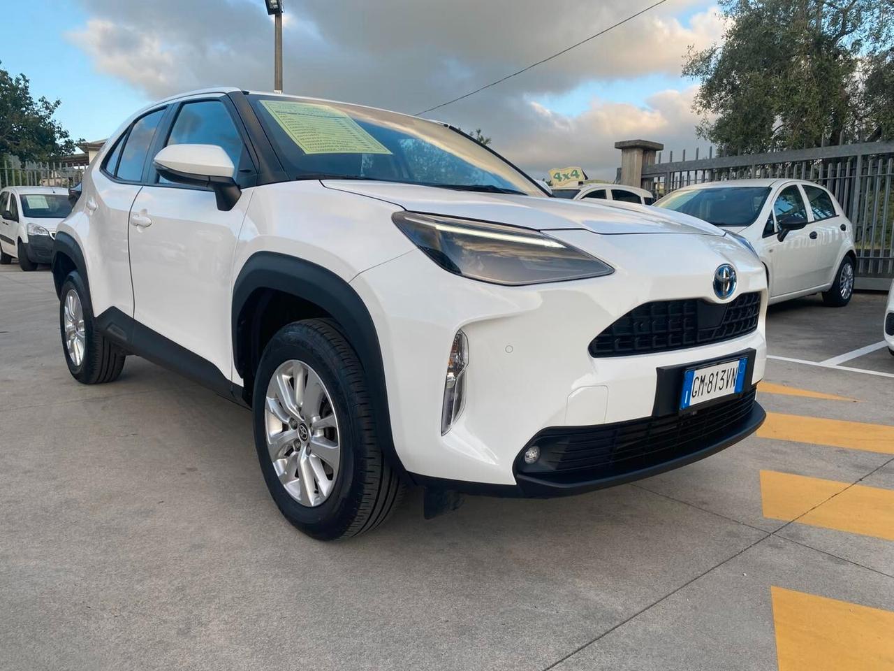 Toyota Yaris Cross 1.5 Hybrid (116 CV) E-CVT Business 2023