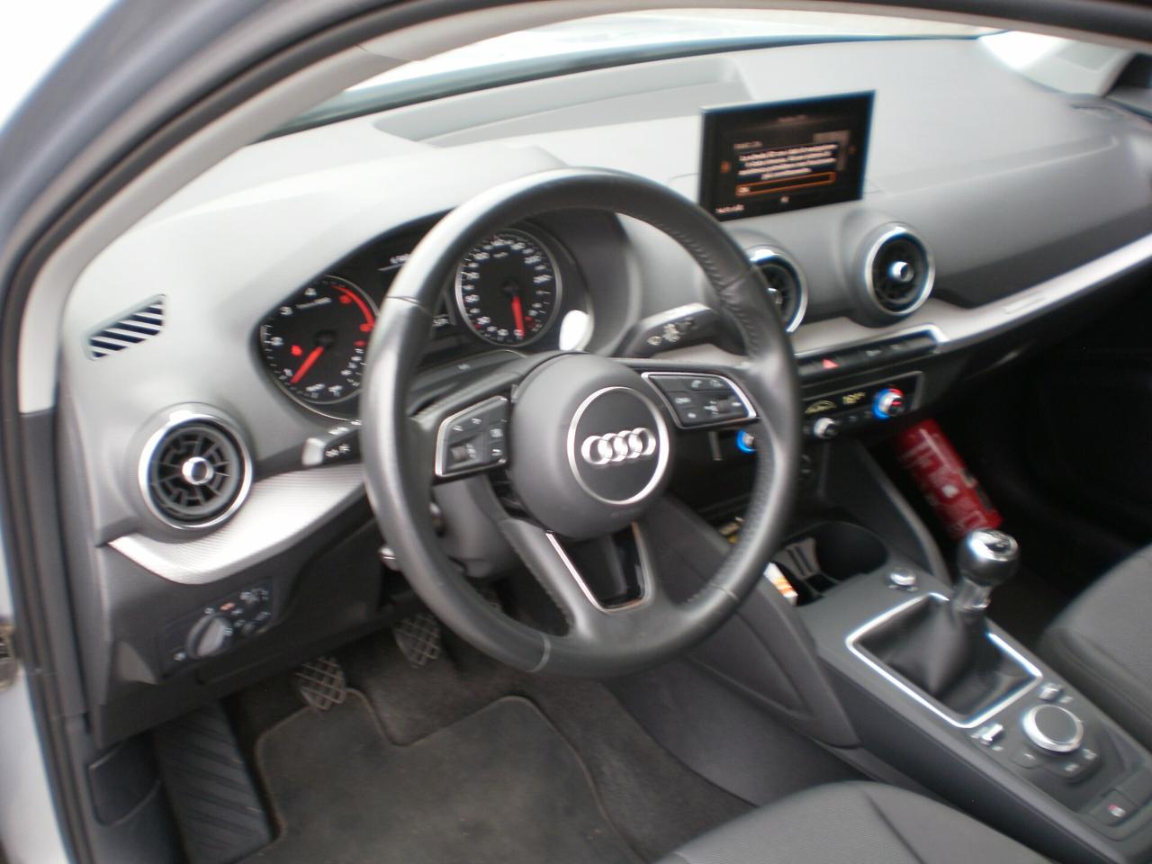 Audi Q2 30 TDI Business