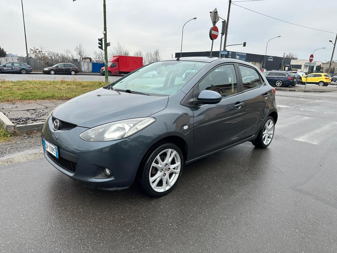 Mazda 2 Mazda2 1.3 16V 86CV 5p. Sport Gen. '09