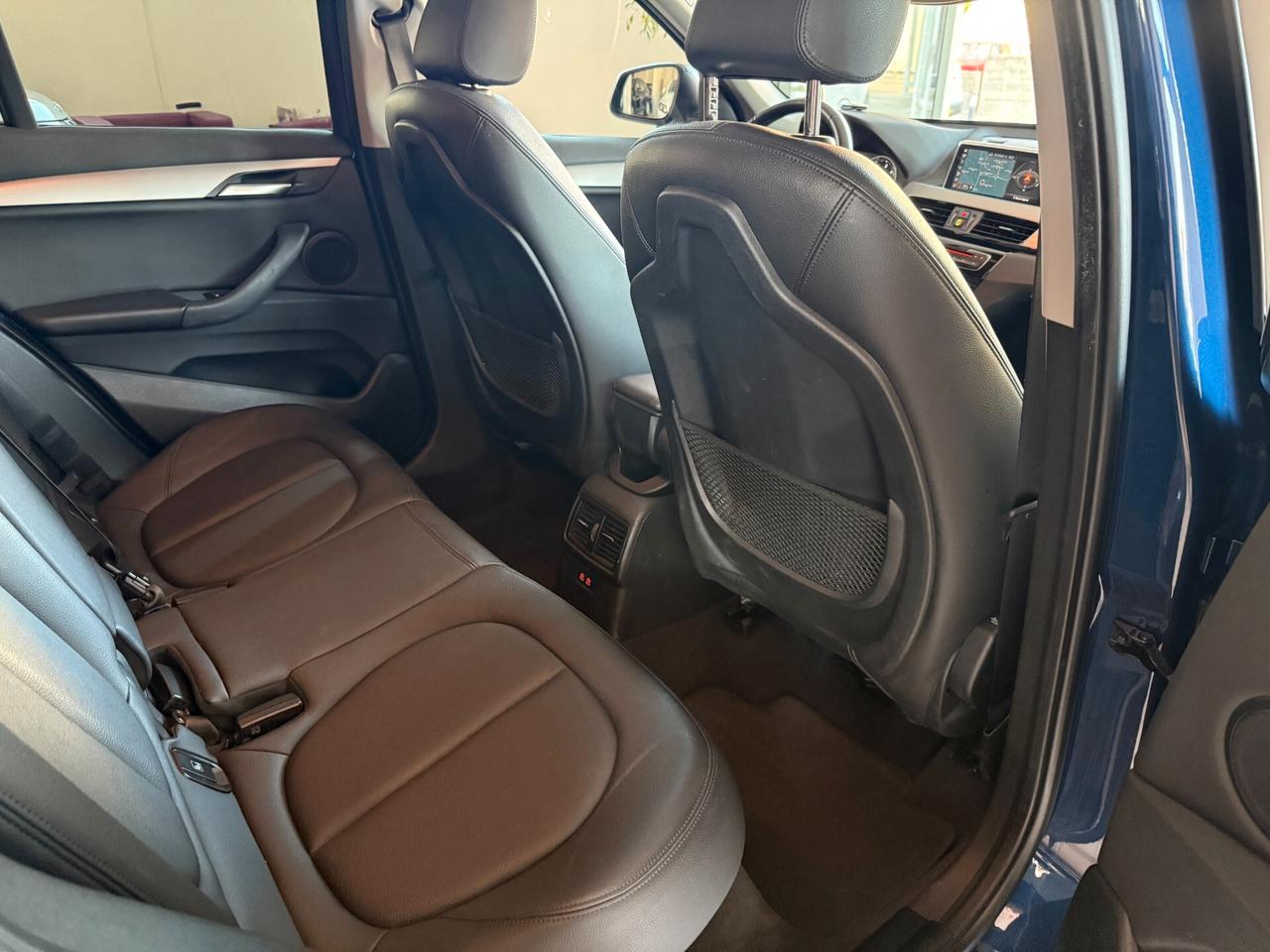 Bmw X1 xDrive18d auto Business Advantage Tetto Pelle Navi
