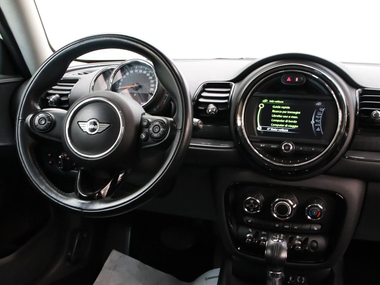 MINI Cooper Clubman IV F54 2016 1.5 Hype auto