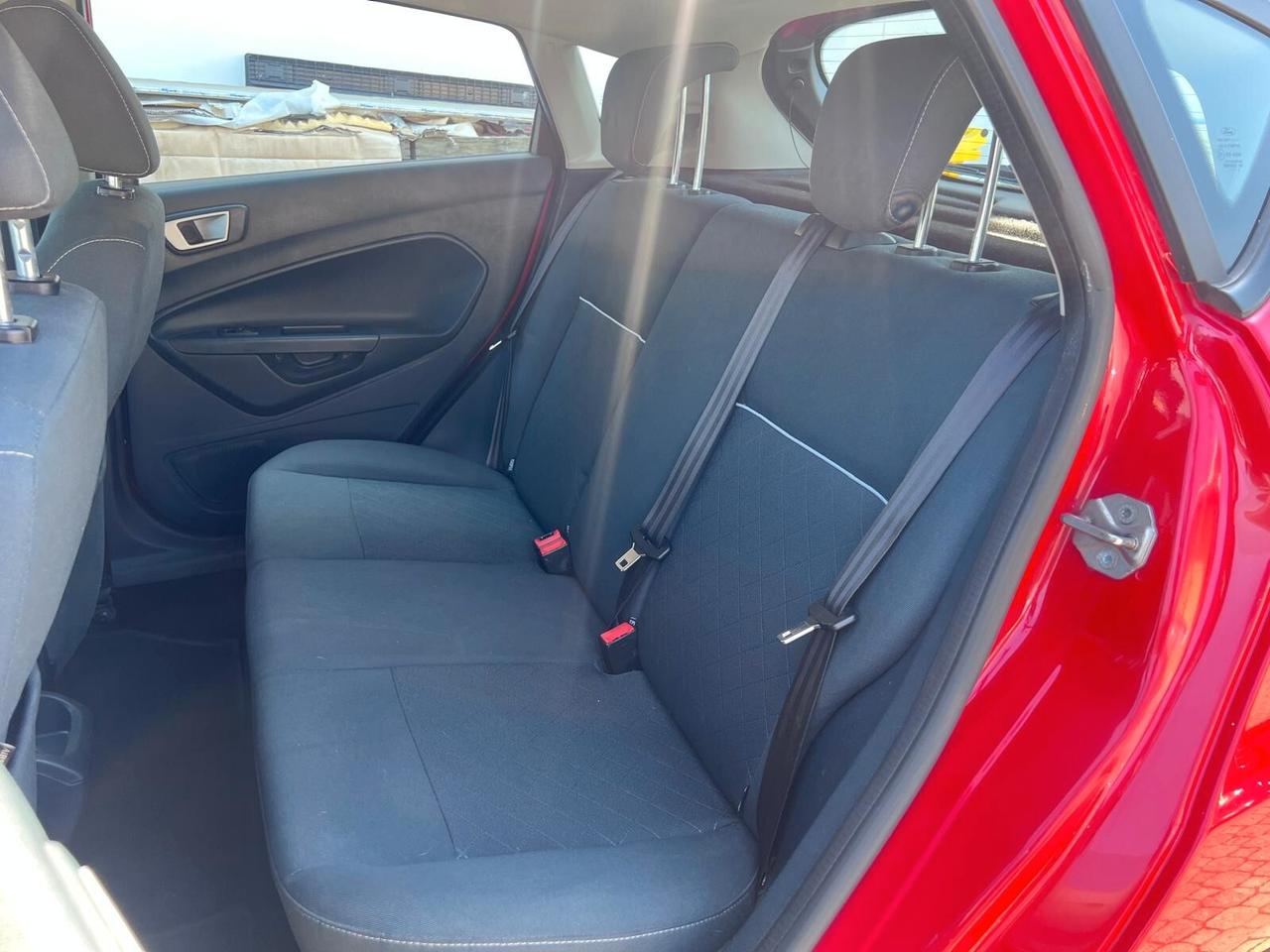 Ford Fiesta 1.4 TDCi 70CV 5 porte Titanium