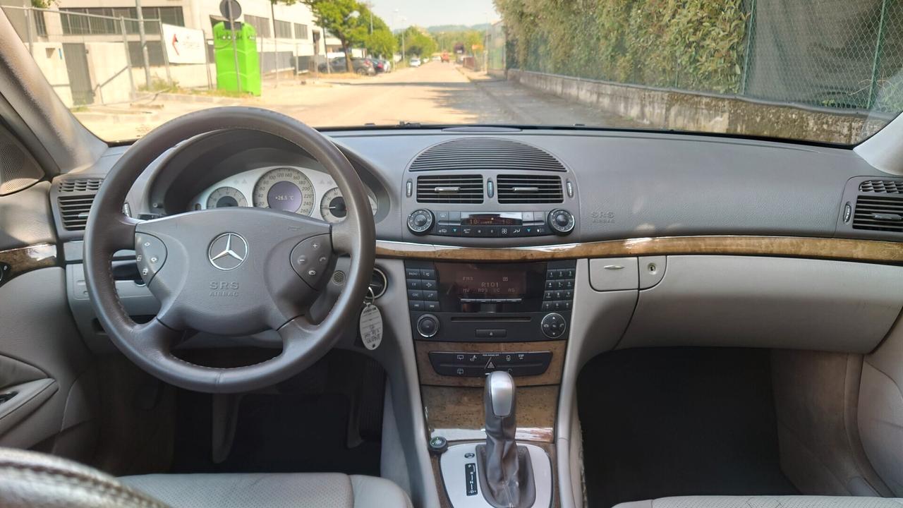 Mercedes-benz E 200 KOMPRESSOR GPL