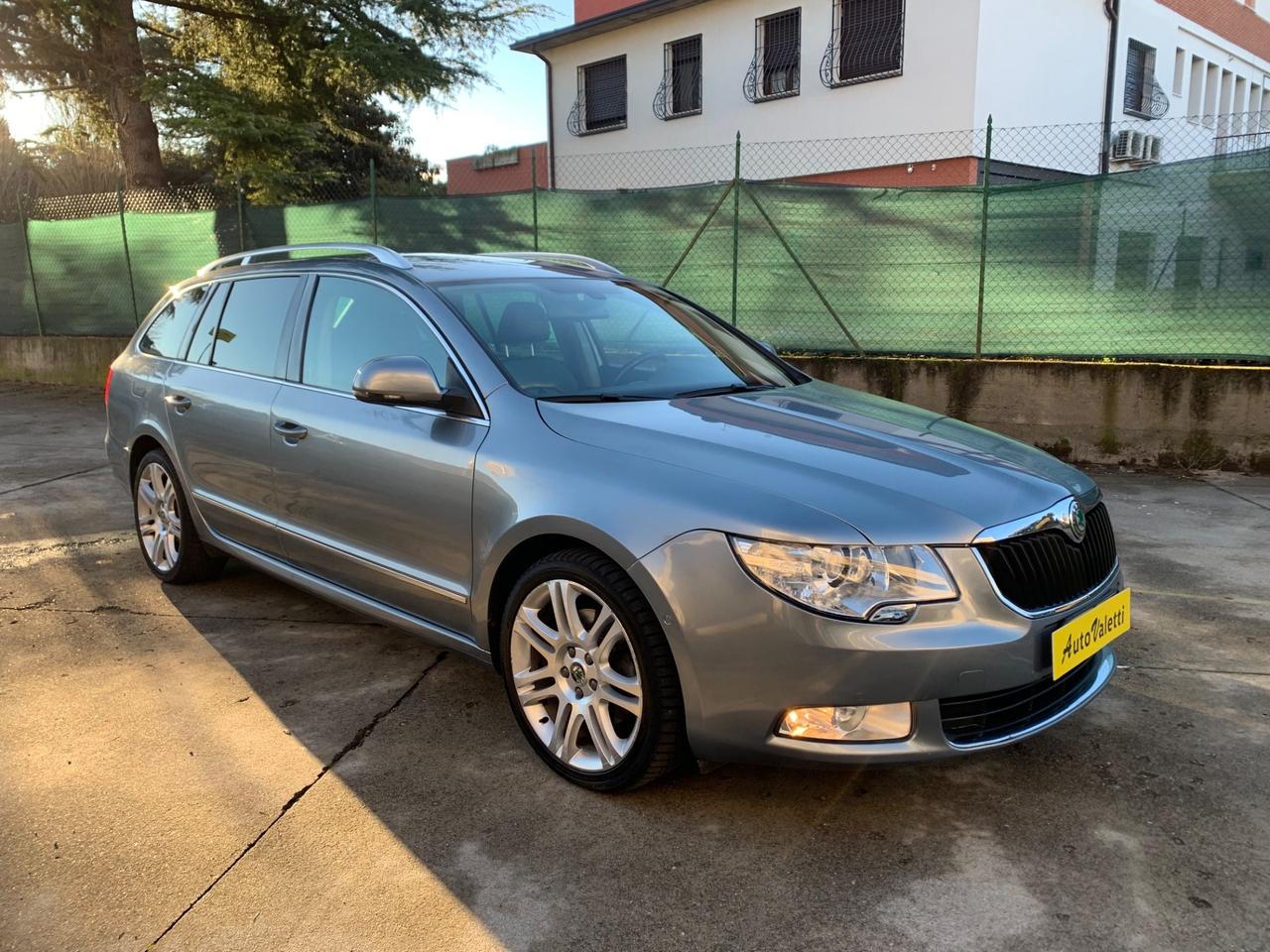 Skoda Superb 2.0 TDI CR 170CV DSG Wagon Elegance