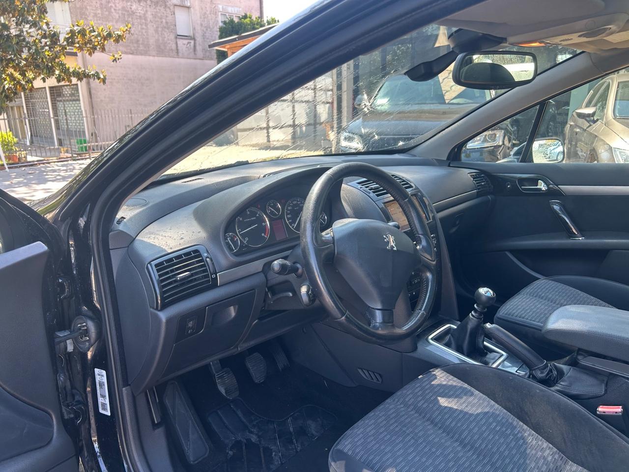 Peugeot 407 2.0 HDi SW Ciel Business