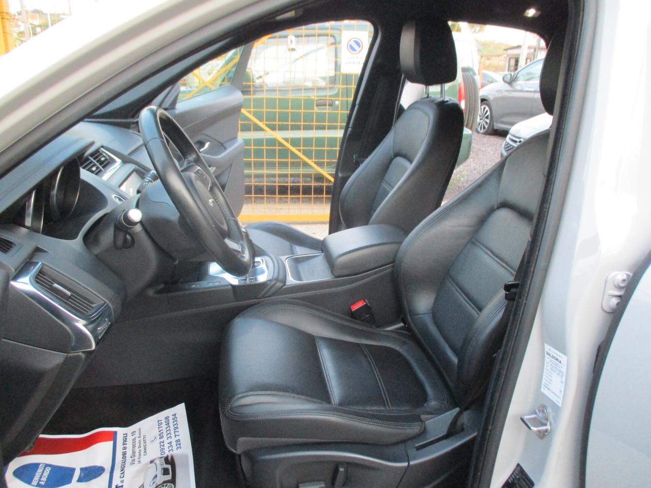 Jaguar E-Pace 2.0D 150 CV AWD aut. R-Dynamic HSE