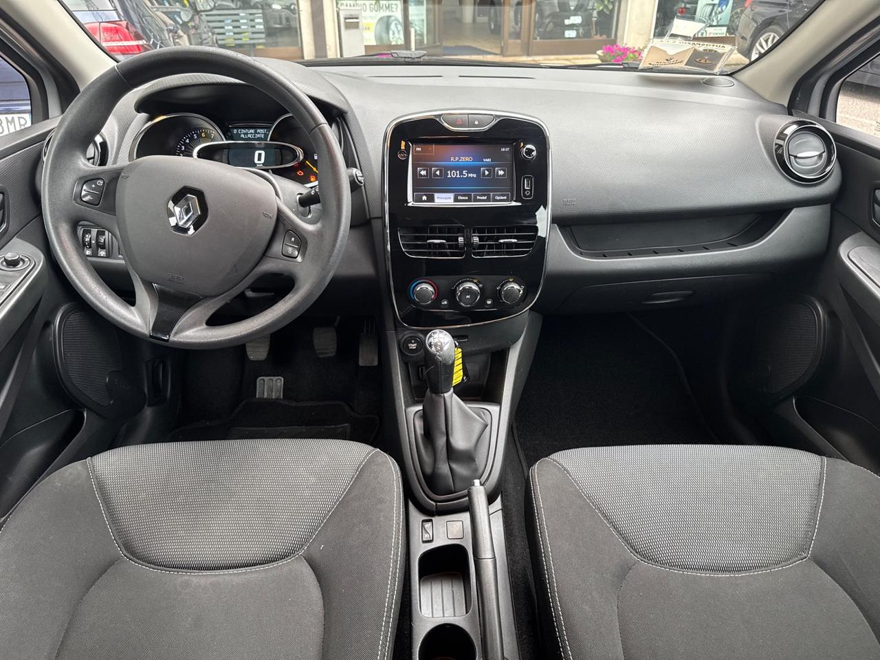 Renault Clio 1.2 Expression 2013
