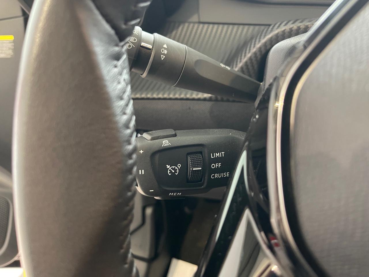 Peugeot 208 1.2 100cv 5 porte Allure NO VINCOLO DI FINANZIAMENTO