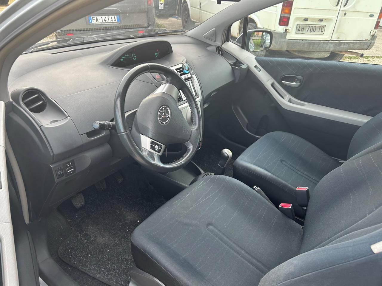 Toyota Yaris 1.3 3 porte