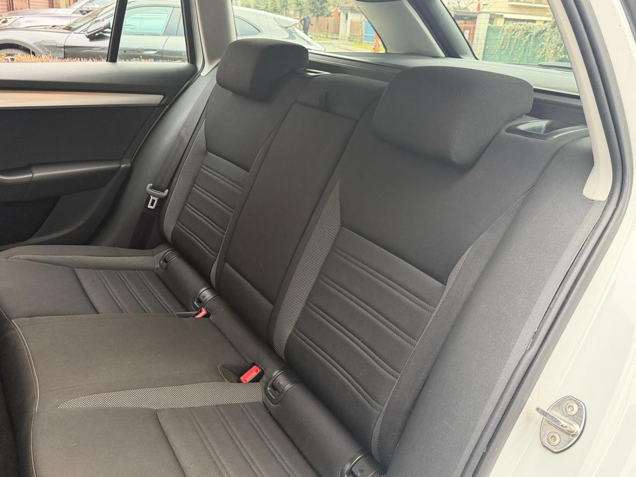 Skoda Octavia Wagon 1.6 tdi Ambition 115cv *IVA ESPOSTA*