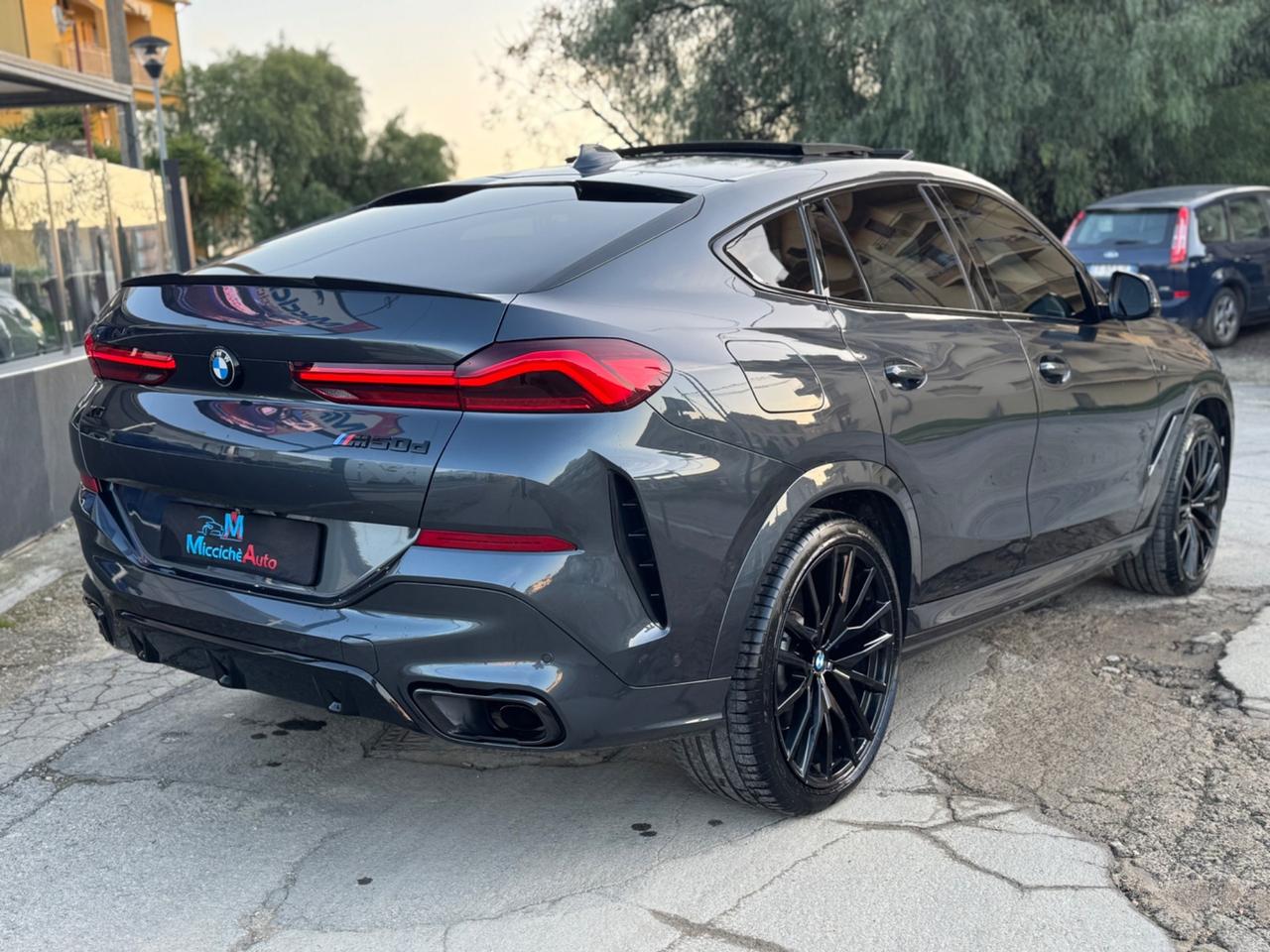 BMW X6 M 50D 400 CV TETTO R22 FULL IVA ESPOSTA