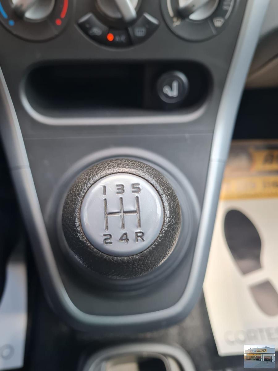 SUZUKI Splash 1.0 Benzina-Neopatentati