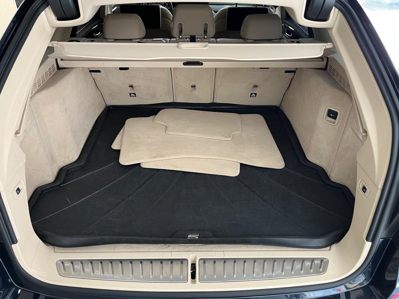 Bmw 520d xDrive Touring Luxury Line