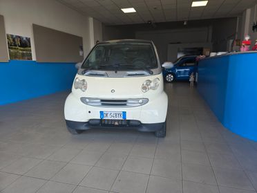 Smart ForTwo 1000 45 kW coupé pure