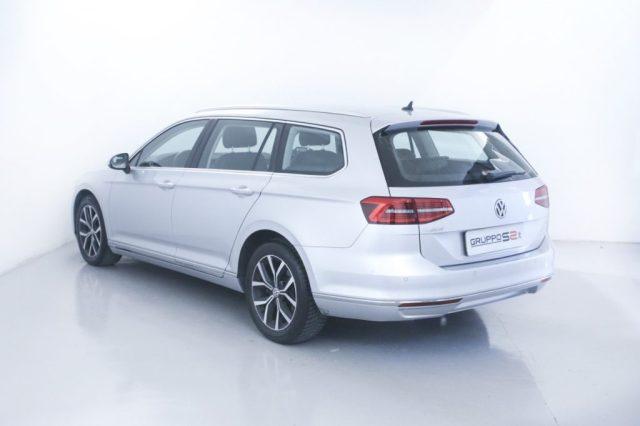 VOLKSWAGEN Passat Variant 2.0 TDI DSG Executive BlueMotion Tech.