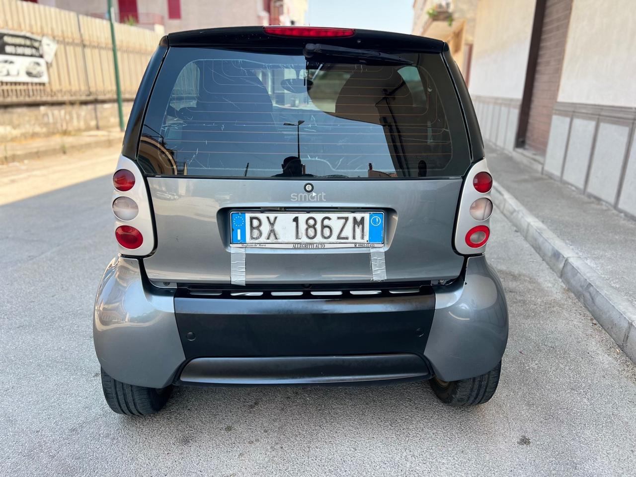 Smart 700 Benzina 2002