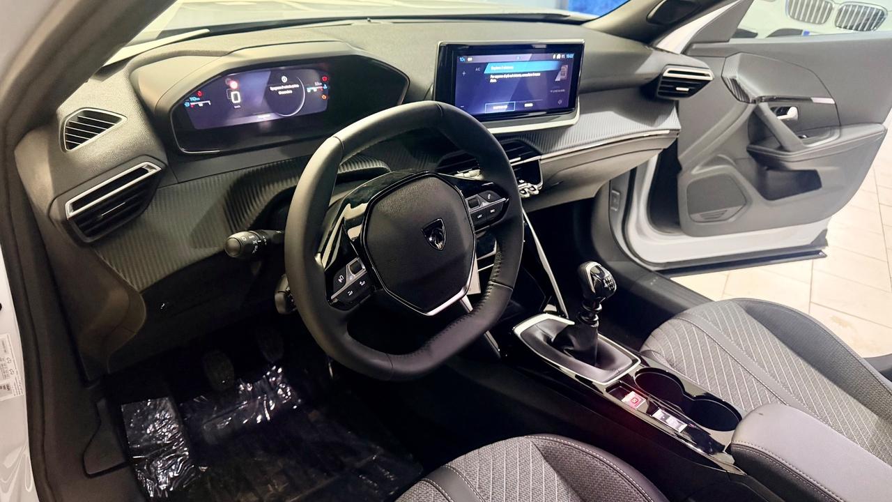 Peugeot 2008 Hybrid 110 e-DCS6 Allure