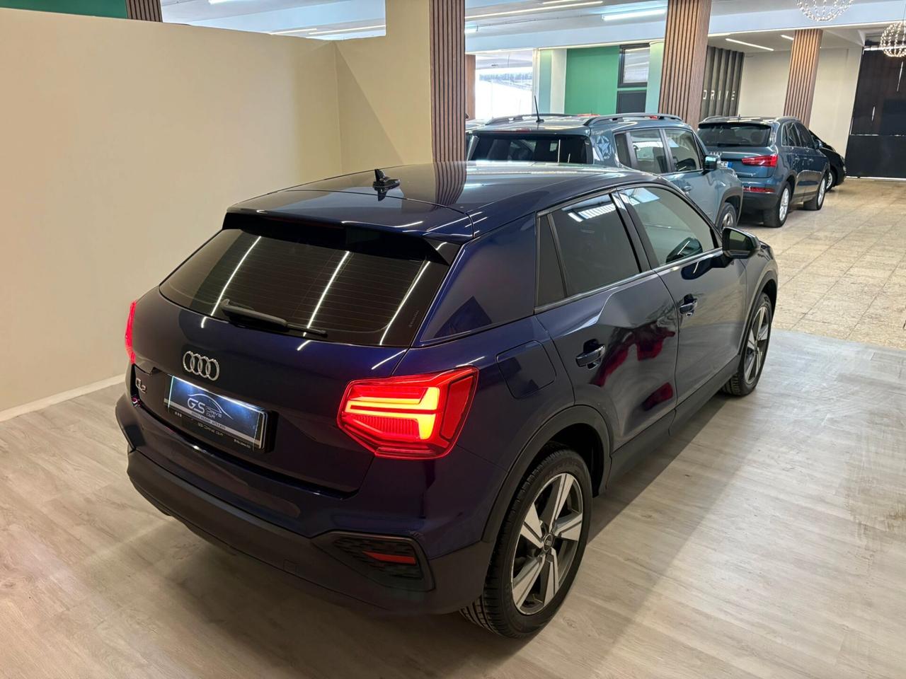 Audi Q2 30 TDI S tronic Identity Black