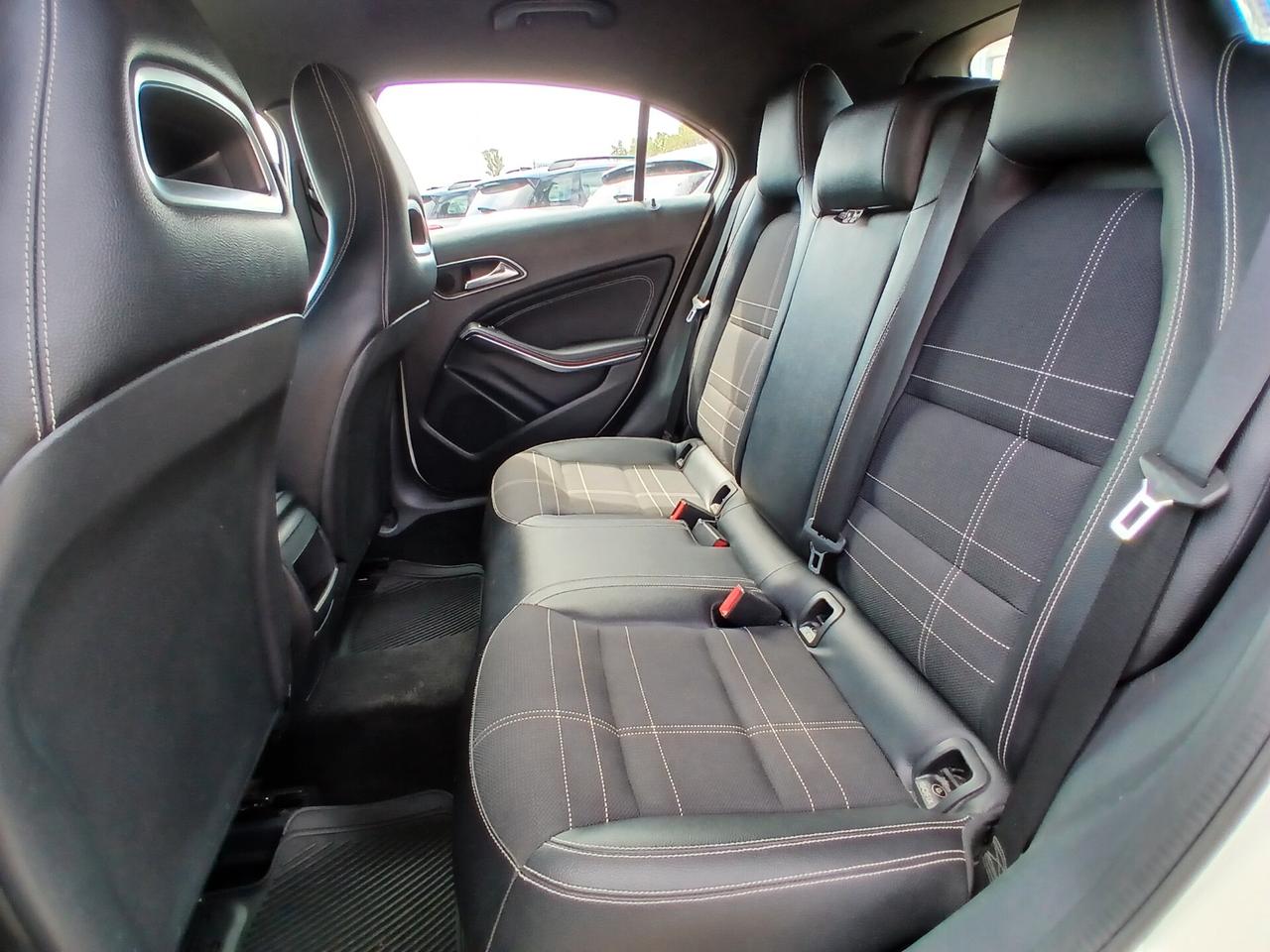 Mercedes-benz A 180 d Automatic Premium
