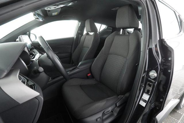 TOYOTA C-HR C-HR 1.8 Hybrid E-CVT Business
