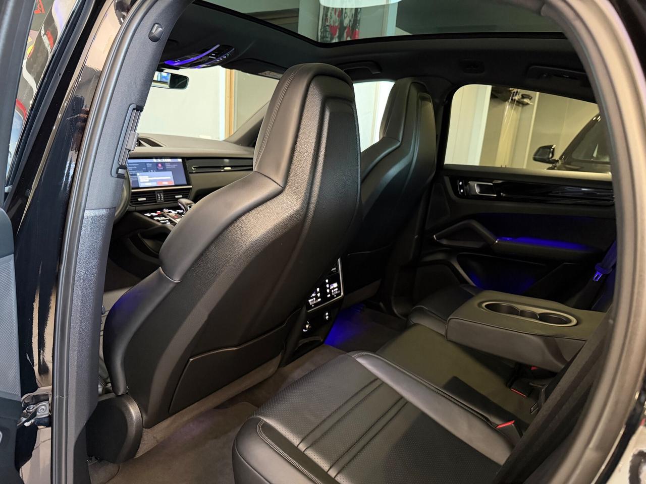 Porsche Cayenne 3.0 V6 Platinum Edition