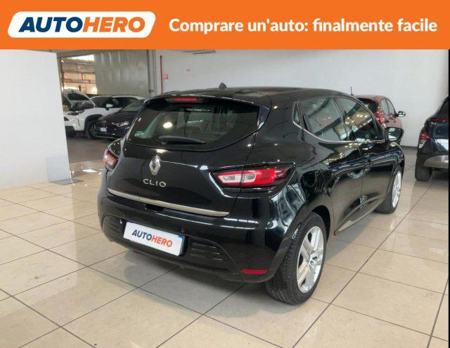 RENAULT Clio TCe 12V 90 CV 5 porte Moschino Zen