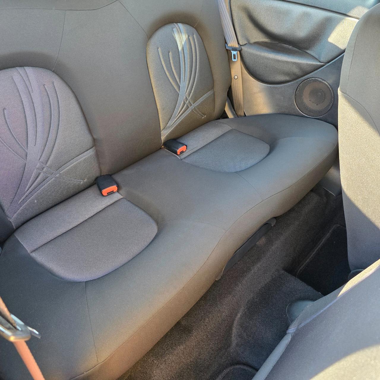 Lancia Ypsilon 1.3 MJT 75 CV Diva
