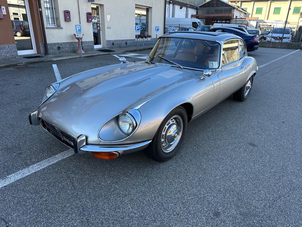 Jaguar E-Type E type v12