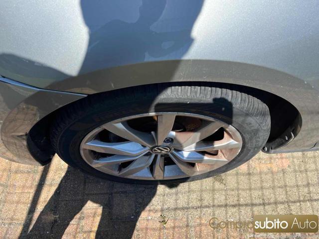 VOLKSWAGEN Golf 1.6 TDI 110 CVDSG Highline ( Garanzia 12 Mesi)