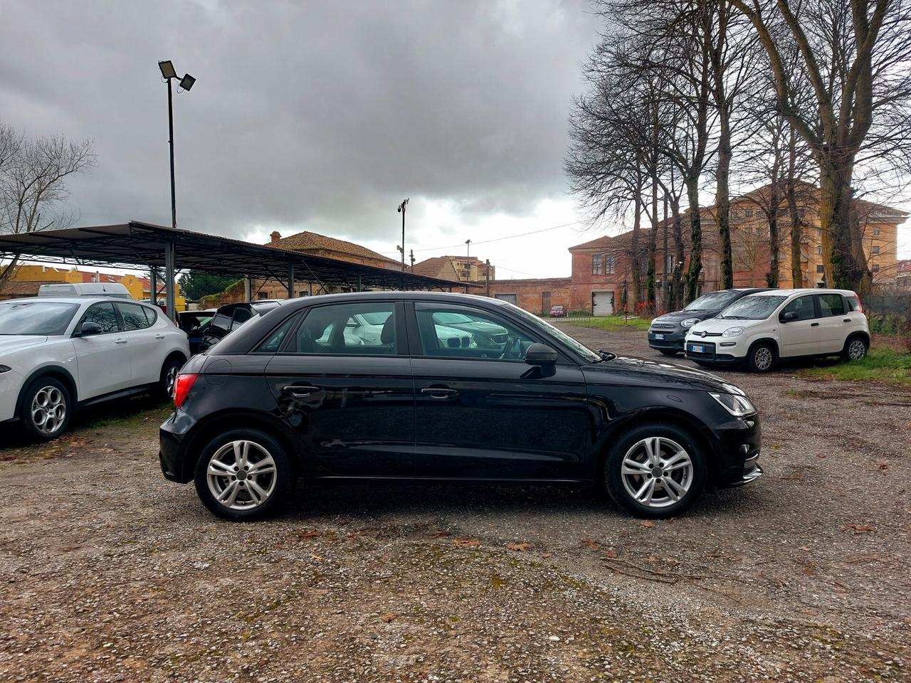 Audi A1 Sportback 1.4 TDI 90 CV Attraction - 2015