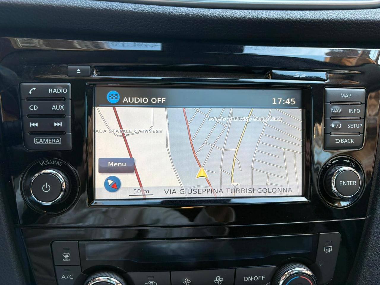 Nissan Qashqai 1.5 dCi N-Connecta + TETTO