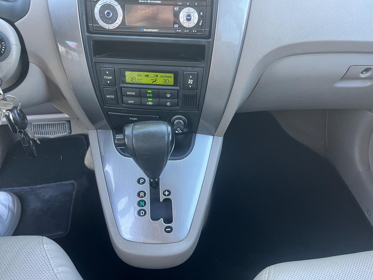 Hyundai Tucson 2.0 CRDi TD Dynamic AUTOMATICO 4X4 SOLI 90.000 KM