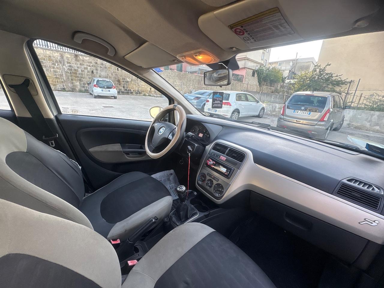 Fiat Grande Punto 1.3 MJT 75 CV 5 porte