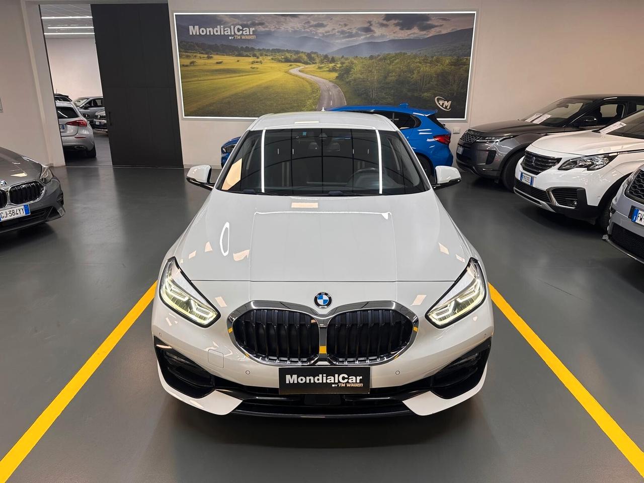 BMW 118 d Sport auto * TAGLIANDI UFFICIALI *