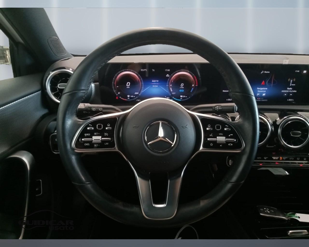 Mercedes-Benz Classe A - W177 2018 - A 250 e phev (eq-power) Sport auto